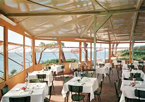 AK / Ansichtskarte Follonica Albergo Il Boschetto Wintergarten Meerblick Follonica