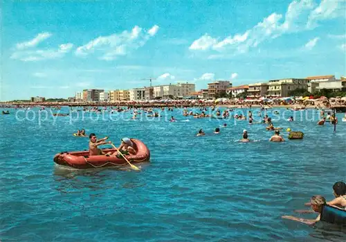 AK / Ansichtskarte Caorle_Venezia Spiaggia di Ponente dal mare Weststrand Schlauchboot Caorle_Venezia