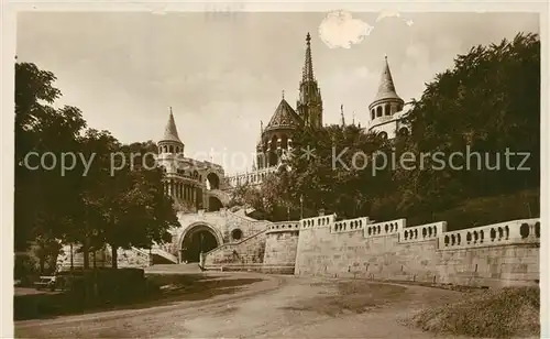 AK / Ansichtskarte Budapest Matthiaskirche Fischerbastei Budapest