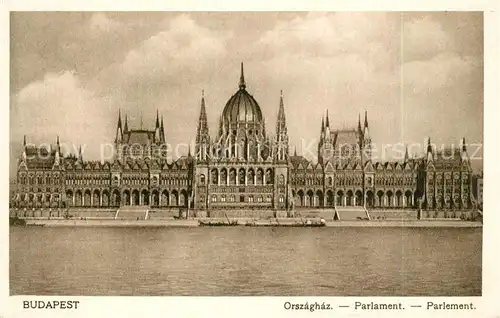 AK / Ansichtskarte Budapest Parlament Budapest