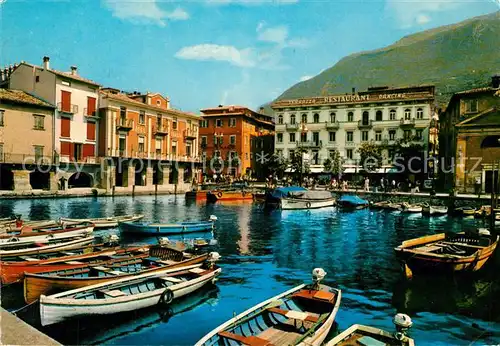 AK / Ansichtskarte Malcesine_Lago_di_Garda Il porticciolo Kleiner Hafen Malcesine_Lago_di_Garda