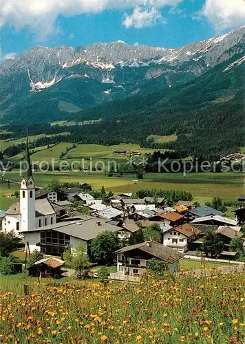 AK / Ansichtskarte Ellmau_Tirol Ortsansicht mit Kirche Wilder Kaiser Kaisergebirge Ellmau Tirol