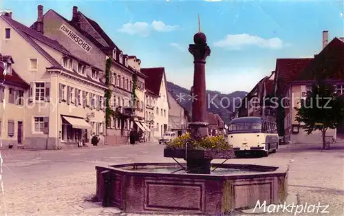 Sulzburg_Freiburg Marktplatz mit Brunnen Sulzburg Freiburg