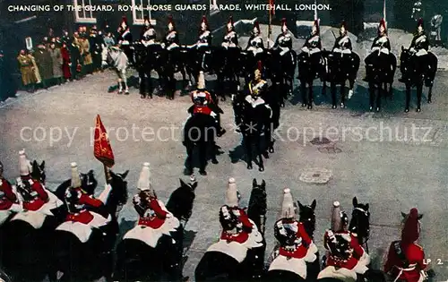 AK / Ansichtskarte Leibgarde_Wache Changing of the Guard Royal Horse Parade Whitehall London  Leibgarde Wache