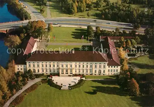 AK / Ansichtskarte Berlin Schloss Bellevue Fliegeraufnahme Berlin