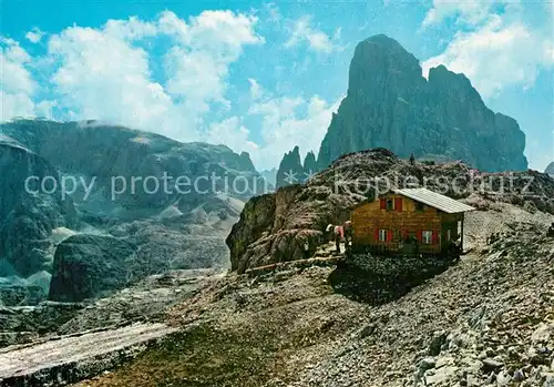 AK / Ansichtskarte Buellelejochhuette_Rifugio_Pian_di _Cengia mit Zwoelferkofel Buellelejochhuette_Rifugio