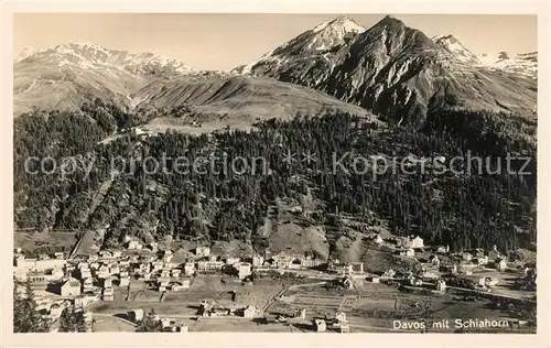 AK / Ansichtskarte Davos_GR Fliegeraufnahme mit Schiahorn Davos_GR
