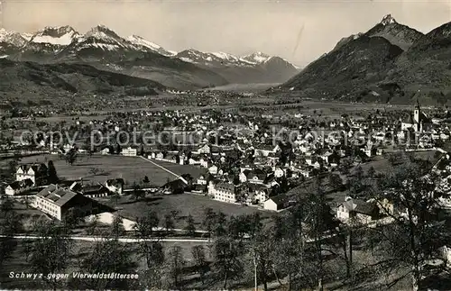 AK / Ansichtskarte Schwyz Gegen Vierwaldstaettersee Schwyz