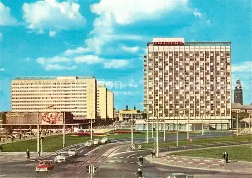 AK / Ansichtskarte Dresden Prager Strasse Plattenbauten Hochhaeuser Dresden