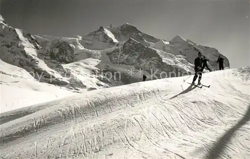 AK / Ansichtskarte Skifahren Jungfrau  Skifahren