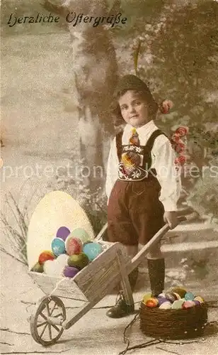 AK / Ansichtskarte Ostern_Easter_Paques Kind Ostereier Schubkarre Ostern_Easter_Paques