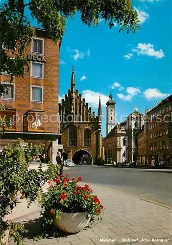 AK / Ansichtskarte Muenchen Marienplatz Altes Rathaus Muenchen