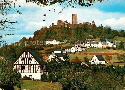 AK / Ansichtskarte Nuerburg Teilansicht mit der Nuerburg Nuerburg