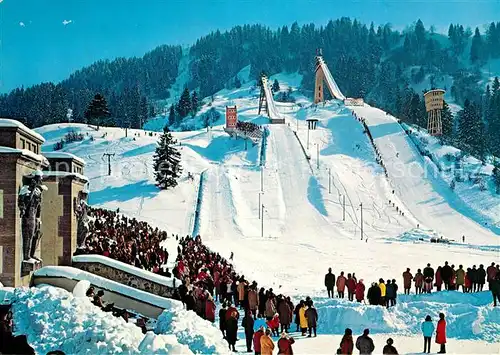 AK / Ansichtskarte Ski Flugschanze Olympia Skistadion Garmisch Partenkirchen  Ski Flugschanze