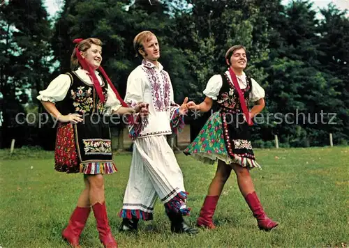 AK / Ansichtskarte Trachten_Ungarn Buzsak Nepviselet  Trachten Ungarn