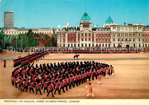 AK / Ansichtskarte Leibgarde_Wache Trooping the Colour Horse Guards Parade London  Leibgarde Wache