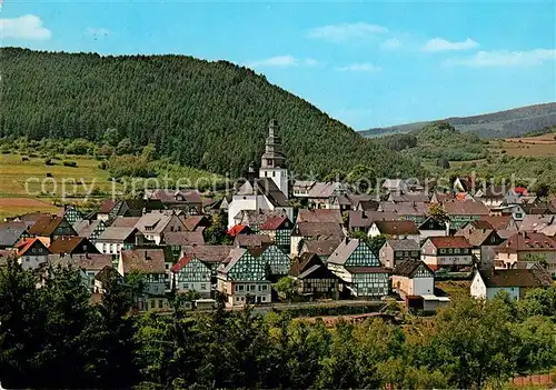 AK / Ansichtskarte Hallenberg Fachwerk Kirche Hallenberg