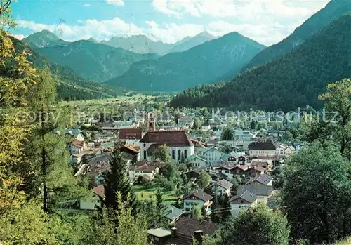 AK / Ansichtskarte Mittenwald_Bayern mit Tiroler Karwendel Mittenwald Bayern