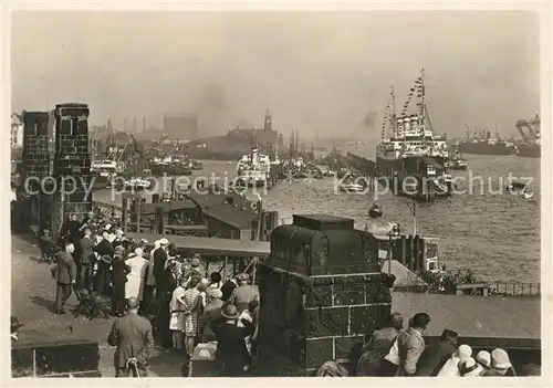 AK / Ansichtskarte Hafenanlagen Hamburg Landungsbruecken  Hafenanlagen
