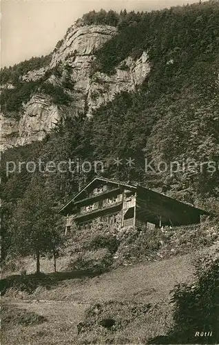 AK / Ansichtskarte Ruetli_Vierwaldstaettersee Holzhaus in den Bergen Ruetli_Vierwaldstaettersee