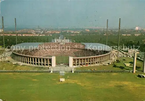 AK / Ansichtskarte Stadion Berlin Olympiastadion  Stadion