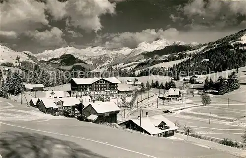 AK / Ansichtskarte Saanenmoeser_Saanen Sporthotel und Spillgerte Saanenmoeser Saanen