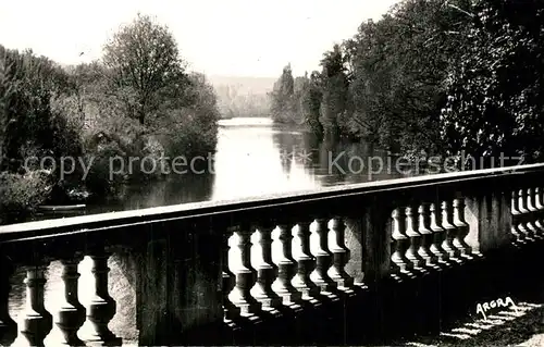 AK / Ansichtskarte Montignac_Dordogne Vezere Square Montignac Dordogne