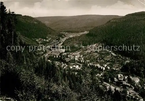 AK / Ansichtskarte Bad_Wildbad Panorama Blick vom Sommerberg ins Enztal Schwarzwald Bad_Wildbad