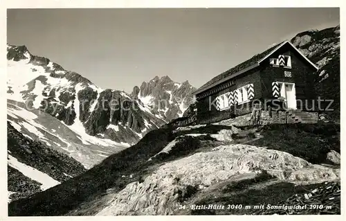 AK / Ansichtskarte Etzlihuette mit Sonnigwichel Etzlihuette