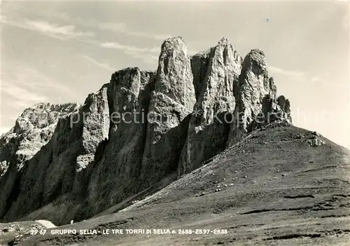AK / Ansichtskarte Canazei_Suedtirol Gruppo Sella Le tre Torri di Sella Sellerjoch Dolomiten Canazei Suedtirol