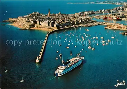 AK / Ansichtskarte Saint Malo_Ille et Vilaine_Bretagne Brittany Ferries Faehrschiff Hafen Fliegeraufnahme Saint Malo_Ille et Vilaine