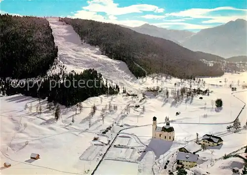 AK / Ansichtskarte Seefeld_Tirol Slalomhang mit Sessellift Gschwandkopf Eissportanlage Fliegeraufnahme Seefeld Tirol