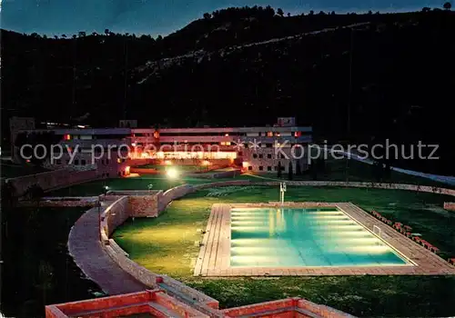 AK / Ansichtskarte Pugnochiuso Piscina dell Hotel del Faro de notte Pugnochiuso