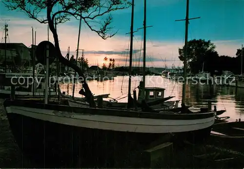 AK / Ansichtskarte Niendorf_Timmendorfer_Strand Hafen Niendorf_Timmendorfer