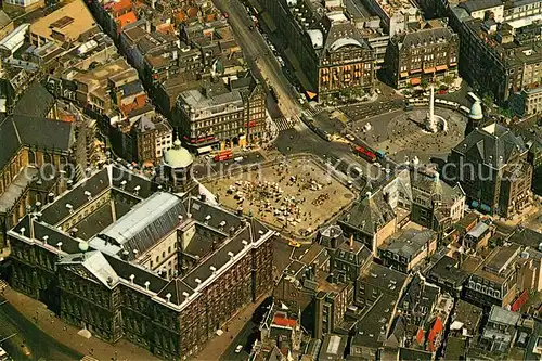 AK / Ansichtskarte Amsterdam_Niederlande Koninklijk Palais op de Dam Koenigspalast Damplatz Fliegeraufnahme Amsterdam_Niederlande