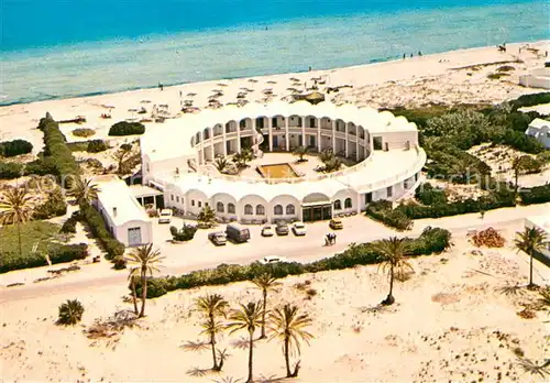 AK / Ansichtskarte Jerba Hotel Strandt Fliegeraufnahme Jerba