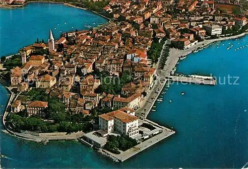 AK / Ansichtskarte Porec Altstadt Landzunge Fliegeraufnahme Porec