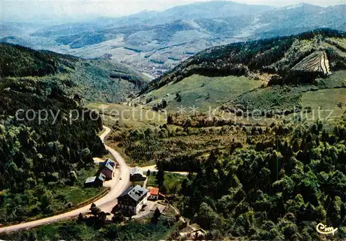 AK / Ansichtskarte Marie aux Mines_Haut_Rhin_Sainte Col de Sainte Marie vue aerienne des Hotels et de la Piscine Marie aux Mines_Haut