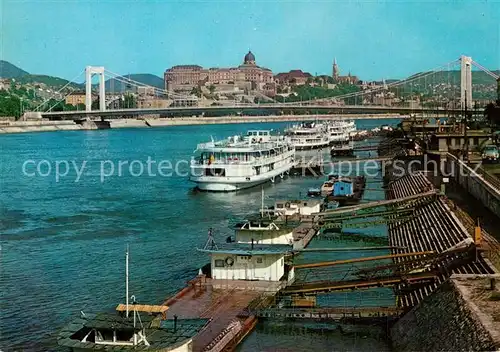 AK / Ansichtskarte Budapest Latkep az Erzsebet hiddal Elisabethbruecke Schiffsanleger Donau Budapest