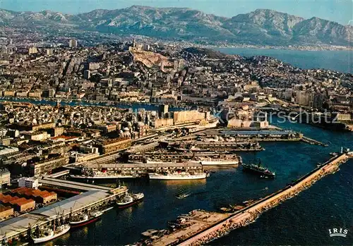 AK / Ansichtskarte Marseille_Bouches du Rhone Fliegeraufnahme Notre Dame de la Garde  Marseille