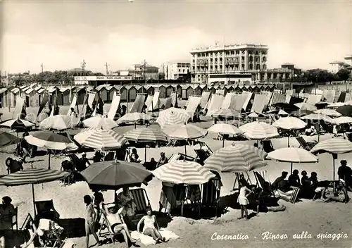 AK / Ansichtskarte Cesenatico Riposo sulla spiaggia Cesenatico