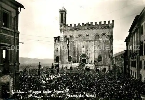 AK / Ansichtskarte Gubbio Piazza della Signoria Palazzo dei Consoli Gubbio