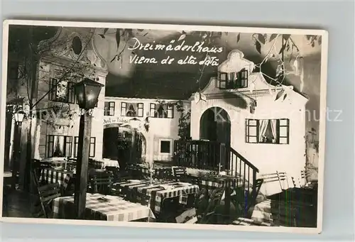 AK / Ansichtskarte Bucuresti Dreimaederlhaus  Bucuresti