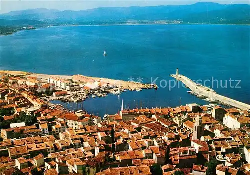 AK / Ansichtskarte Saint_Tropez_Var Le Port vue aerienne vers les Maures Saint_Tropez_Var