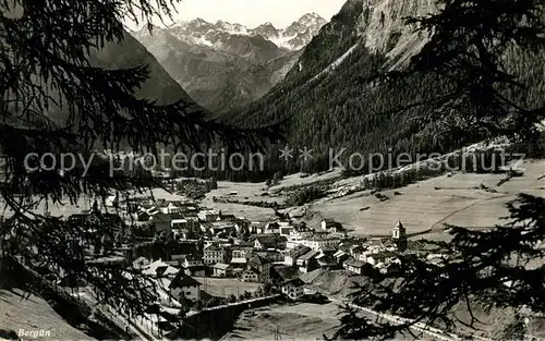 AK / Ansichtskarte Berguen_Bravuogn_GR Panorama Kirche  Berguen_Bravuogn_GR