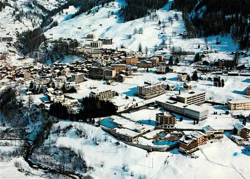 AK / Ansichtskarte Leukerbad mit Thermalbaedern Fliegeraufnahme Leukerbad