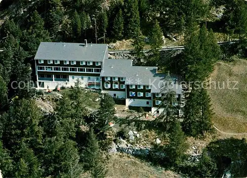 AK / Ansichtskarte Zermatt_VS TVN Ferienheim Fliegeraufnahme Zermatt_VS