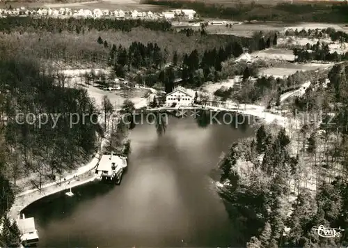 AK / Ansichtskarte Bitche_Moselle Etang de Hasselfurth Terrain de Camping Vue aerienne Bitche_Moselle