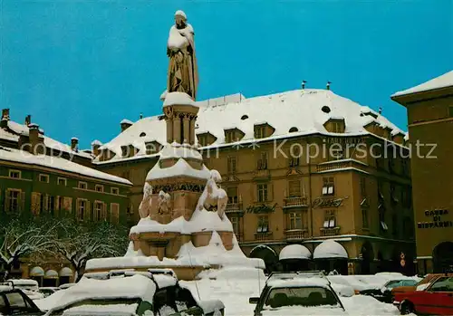 AK / Ansichtskarte Bozen_Suedtirol Waltherplatz mit Denkmal Walter von der Vogelweide Bozen Suedtirol