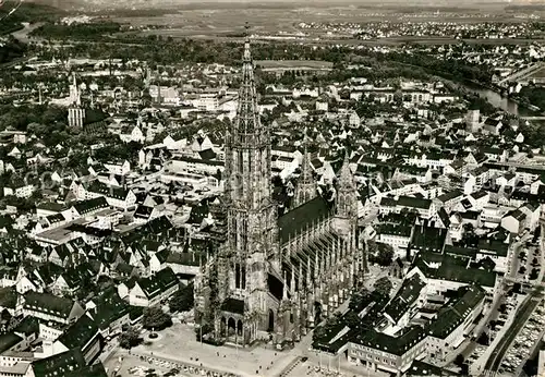 AK / Ansichtskarte Ulm_Donau Ulmer Muenster Stadtzentrum Fliegeraufnahme Ulm_Donau